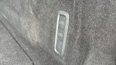 Volvo XC60 2.0 B5P Ultimate Dark 5dr AWD Geartronic Petrol Estate